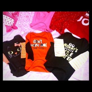 Holiday Onesies and 2 T-shirt’s baby